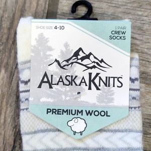 Alaska knits premium wool crew socks